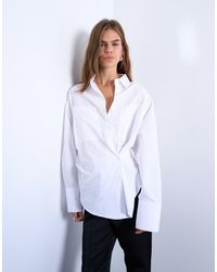 TOPSHOP - Camisa Blanca De Manga Larga Con Cintura Entallada Y Tapeta Asimétrica De - Lyst