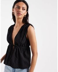 ONLY - – vorne gebundenes oberteil - Lyst