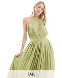 TFNC London - L'invitée - robe longue plissée à dos nu et jupe longue - olive - Lyst