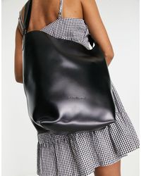 Claudia Canova Large Bucket Bag - Black