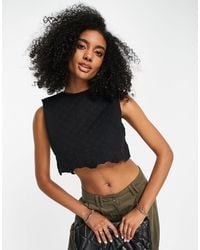 Mango - Button Back Quilted Crop Vest With Embossed Flower Detail - Lyst