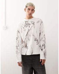 Weekday - T-Shirt A Maniche Lunghe Squadrata Oversize Bianca Con Motivo Grafico Stile Schizzo - Lyst
