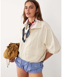Mango - X hailey bieber - bomber zippé à col cheminée - beige - Lyst