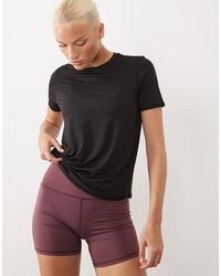 4505 - Icon Active Quick Dry Performance T-shirt - Lyst