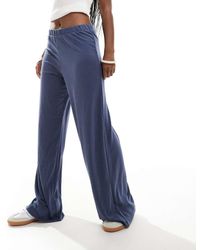 Monki - Zachte Casual Broek Met Rechte Pijpen - Lyst