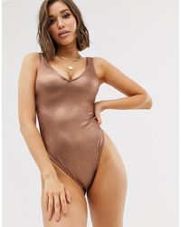 ASOS – Fuller Bust – Exklusiver Badeanzug mit hohem Beinausschnitt - Mettallic