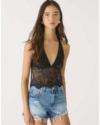 Stradivarius - Top Allacciato Al Collo Con Paillettes Ricamate - Lyst