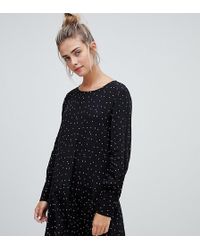 Robe Imprimée à Pois Et à Ourlet Plongeant