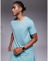 Nike - Camiseta Verde Dri-Fit Miler De - Lyst