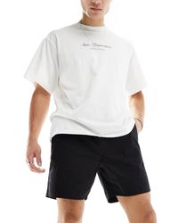 Weekday - Pantalones Cortos Negros De Corte Estándar Olsen De - Lyst