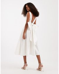 TFNC London - Vestido De Novia Midi Blanco Con Cuello Barco Y Lazo En La Espalda De Algodón De Plus - Lyst