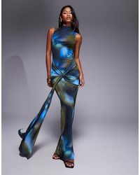 ASOS - Hoogsluitende Gedrapeerde Maxi Jurk Van Mesh Met Print En Sjerp - Lyst