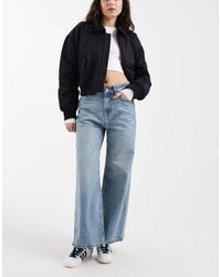 ASOS - Vaqueros Capri Rectos De Pernera Ancha Y Talle Alto Con Lavado Claro De -Azul - Lyst
