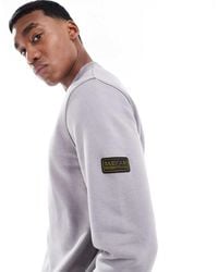 Barbour - Sudadera Gris Granito Con Cuello Redondo Y Detalle De Parche De -Verde - Lyst