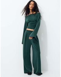 Stradivarius - Asymmetric Cropped Sweatshirt - Lyst