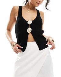 In The Style - Exclusive Wrap Front Skort - Lyst