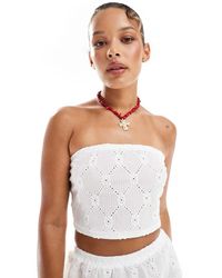 New Look - Gesmokte Crop Top Met Broderie - Lyst