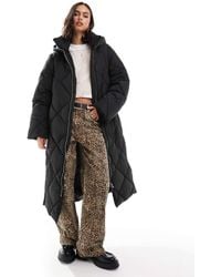 Miss Selfridge - Abrigo De Plumas Largo Guateado Con Capucha De - Lyst