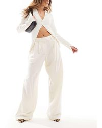 Aware - Pantaloni Dad Fit Sartoriali Drappeggiati Color Crema - Lyst