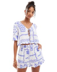 ASOS - – vorn gebundenes, kurzärmliges oberteil mit kachelmuster, kombiteil - Lyst