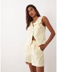 Vila - Linen Touch Pleated Tailored Shorts Co-ord - Lyst