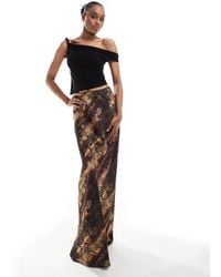 ASOS - Asos design tall – satin-maxirock mit asymmetrischem schnitt und schlangenmuster - Lyst