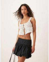 Abercrombie & Fitch - Mid Rise Drop Waist Bubble Mini Skort - Lyst
