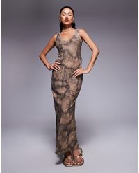 ASOS - Scoop Neck Textured Glitter Midi Dress With Gold Hardware Trim - Lyst