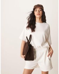 ASOS - T-shirt d'ensemble oversize à manches raglan en tissu épais à larges côtes - crème - Lyst
