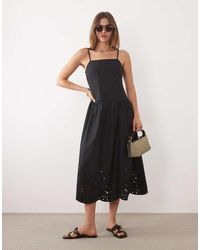New Look - Midi Cami-Jurk Met Broderie Aan De Zoom - Lyst