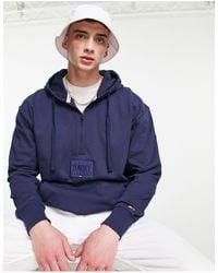 tommy jeans essential chest box logo hoodie in black