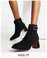 River Island - Wide Fit Hardware Detail Heeled Ankle Boot - Lyst