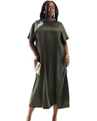 ASOS - Vestido Midi Estilo Camiseta Extragrande De Satén De Asos Design Curve-Verde - Lyst