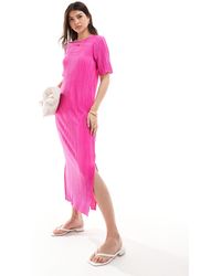 Y.A.S - Vestido largo rosa estilo camiseta plisado - Lyst