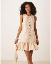 Ghospell - Robe courte en jacquard avec ourlet à volants - taupe - Lyst