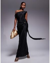 ASOS - Twist Fallen Shoulder With Ruching Drape Detail Plisse Maxi Dress - Lyst
