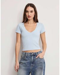 GOOD AMERICAN - Baby Tee Met V-Hals - Lyst