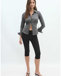 Stradivarius - Basic gestreiftes, tailliertes hemd - Lyst