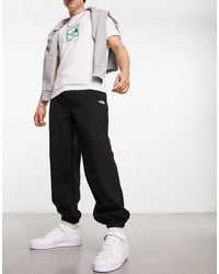 The North Face - Heavyweight Relaxed Fit Sweatpants - Lyst