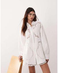 ARRANGE - Oversized Overhemd Met Opengewerkt Borduursel - Lyst