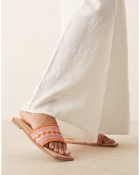 ASOS - Fig - sandales plates style mules à bout carré avec broderies - naturel - Lyst