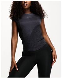 Nike - Run Division Dri-fit Pattern Short Sleeve T-shirt - Lyst