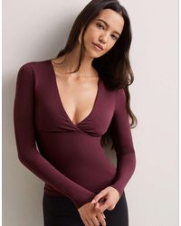 Tala - Dayflex V Neck Top - Lyst