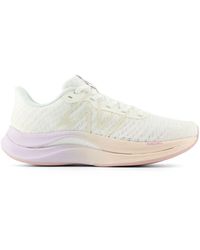 New Balance - Fuelcell propel v4 - sneakers bianche - Lyst