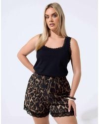 Yours Clothing - Leopard Print Lace Hem Shorts - Lyst