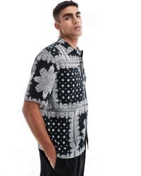 ASOS - Camicia Vestibilità Comoda Nera Con Stampa Bandana Testurizzata - Lyst