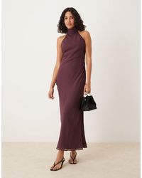 ASOS - Robe mi-longue en mousseline à encolure montante - raisin - Lyst
