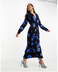 SELECTED - Vestido largo azul con cinturón y estampado floral - Lyst