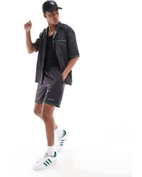 Liquor N Poker - Pantalones Cortos Negros Con Estampado Frutal De (Parte De Un Conjunto) - Lyst
