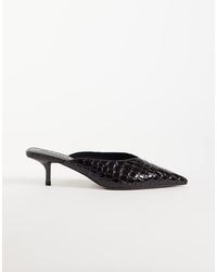 ASOS - Mules Sorpresa Con Punta Y Tacón Kitten En Efecto Cocodrilo Chocolate-Marrón - Lyst
